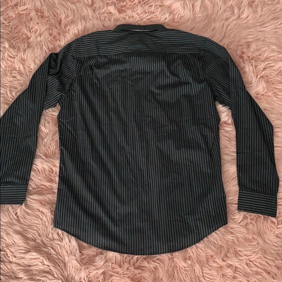 button down - Picture 3 of 3